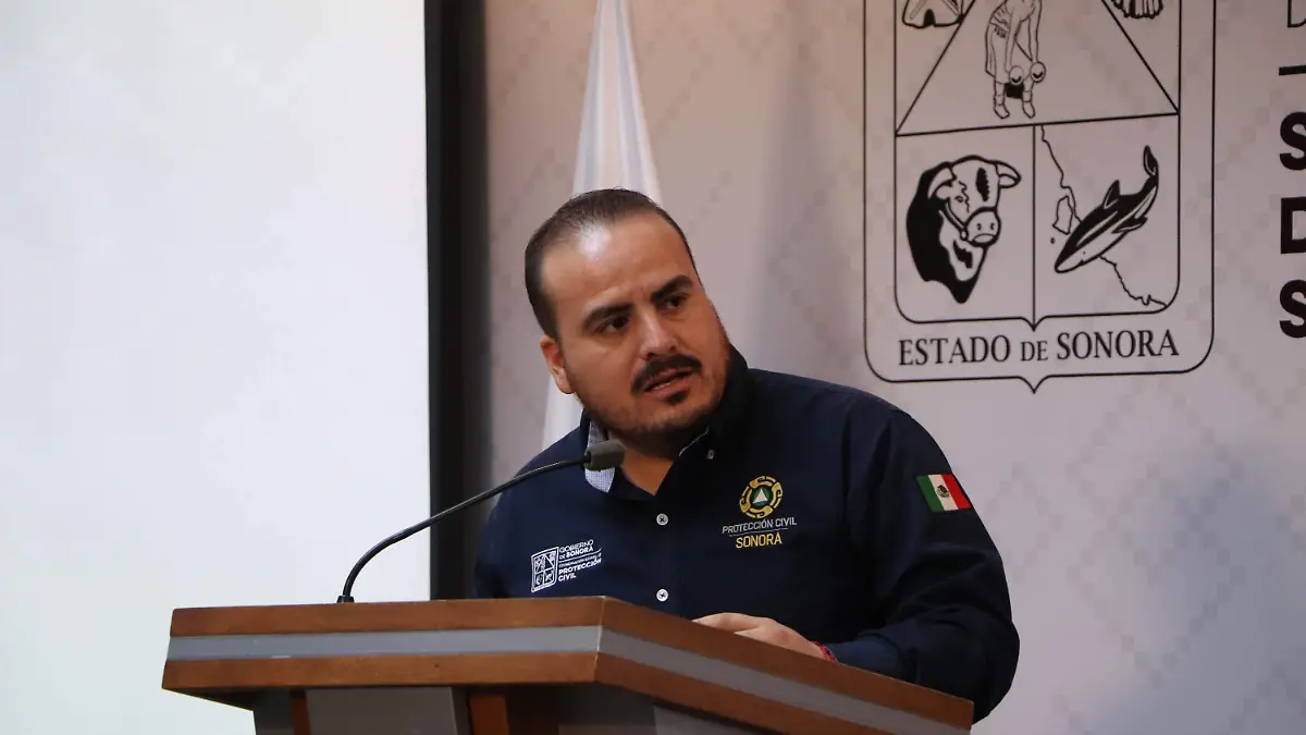 Coordinacion estatal de proteccion civil Armando Castañeda Sanchez - Mike Acosta (2)